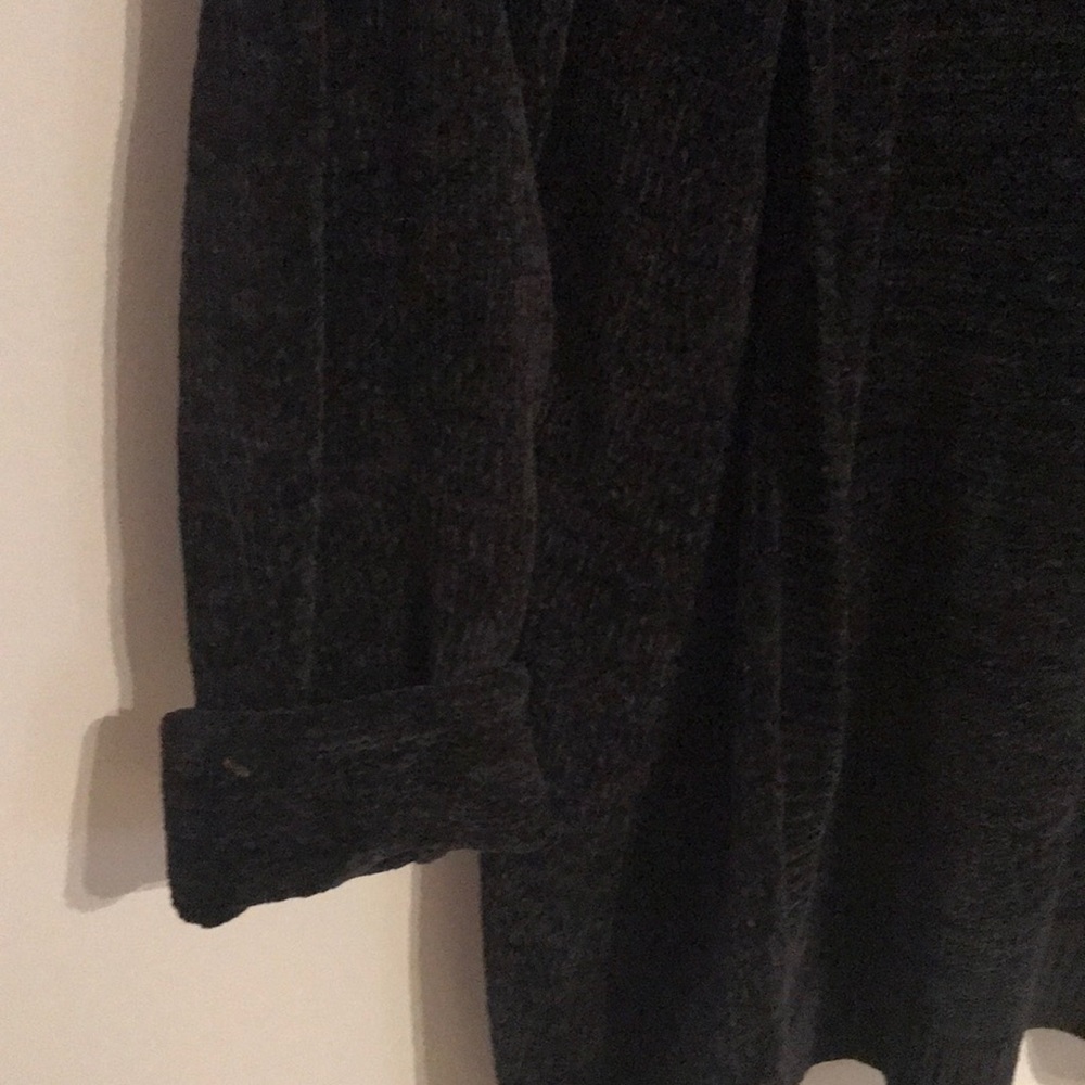 Cardigan - Picture 2 of 3